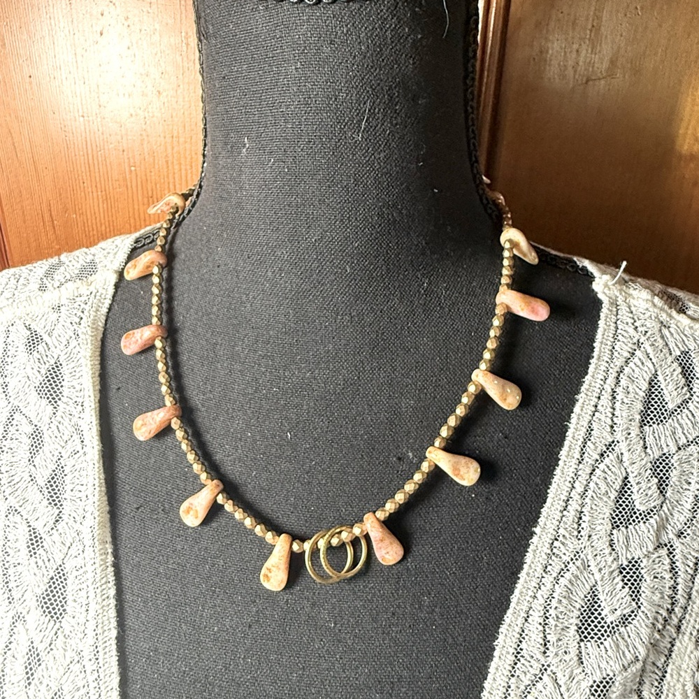 Pink & Gold Glass Teardrop Bead Necklace